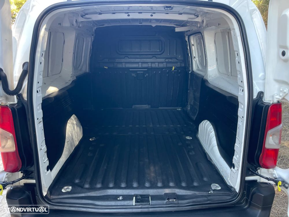 Citroën Berlingo 1.5 BlueHDI XL 3 Lugares C/IVA - 36