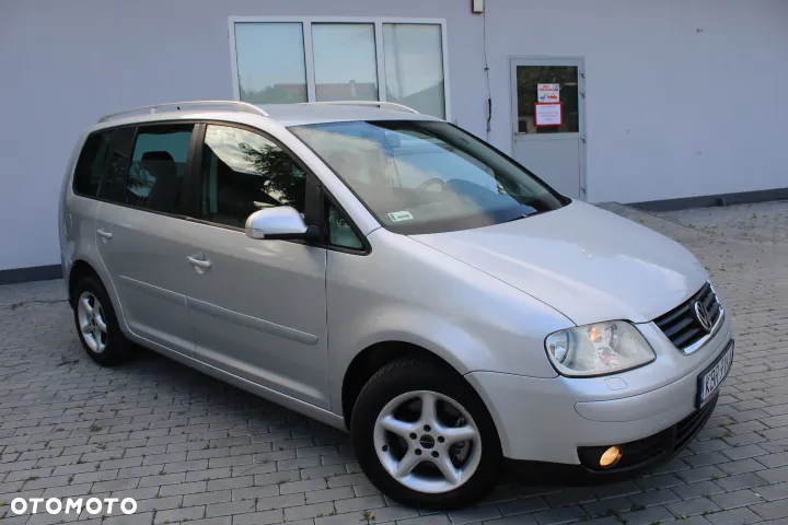 Volkswagen Touran 2.0 TDI Highline DSG - 20