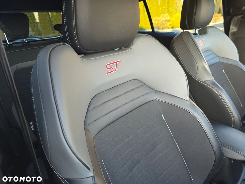 Ford Focus SW 2.0 EcoBlue ST - 21