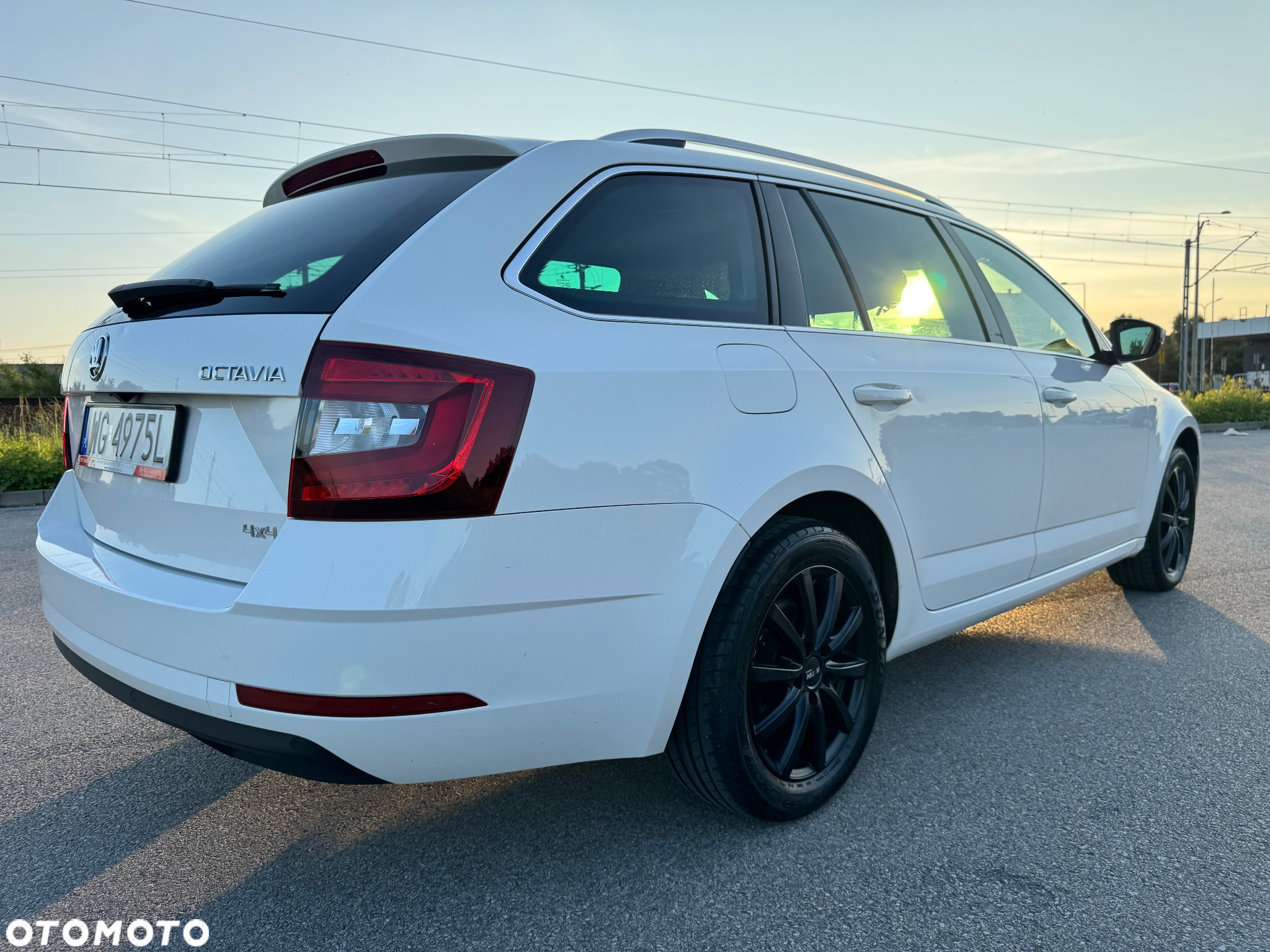 Skoda Octavia 2.0 TDI 4x4 Elegance DSG - 8