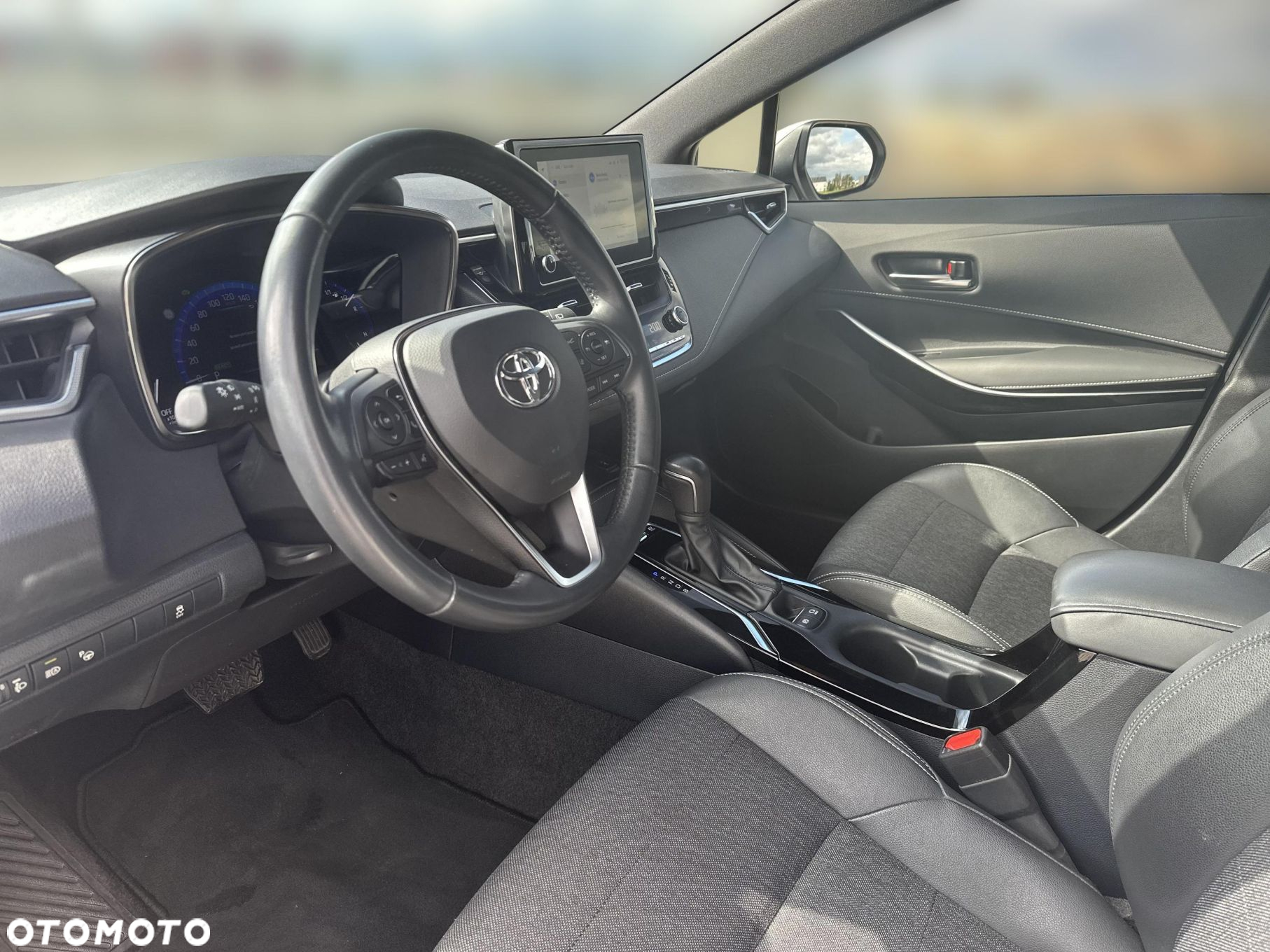 Toyota Corolla - 10