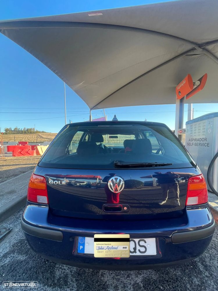 VW Golf - 8