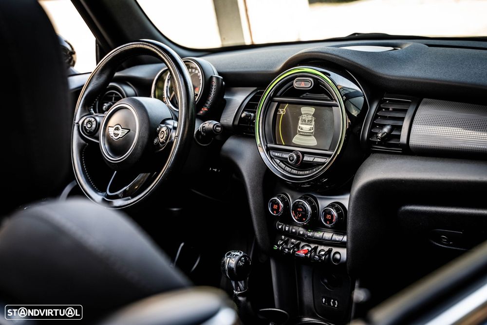 MINI Cabrio Cooper Sidewalk Special Edition - 24