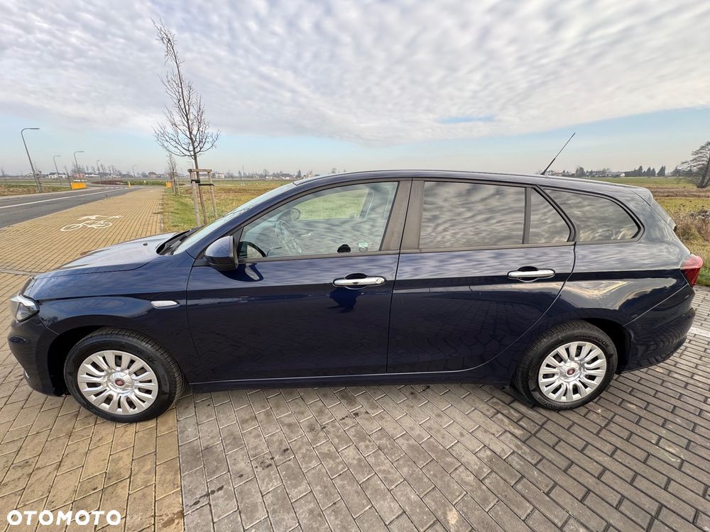 Fiat Tipo 1.4 16v Easy - 16