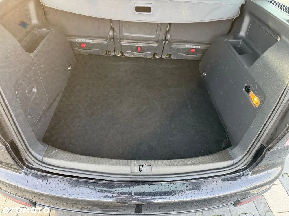 Volkswagen Touran Diesel Cross - 14