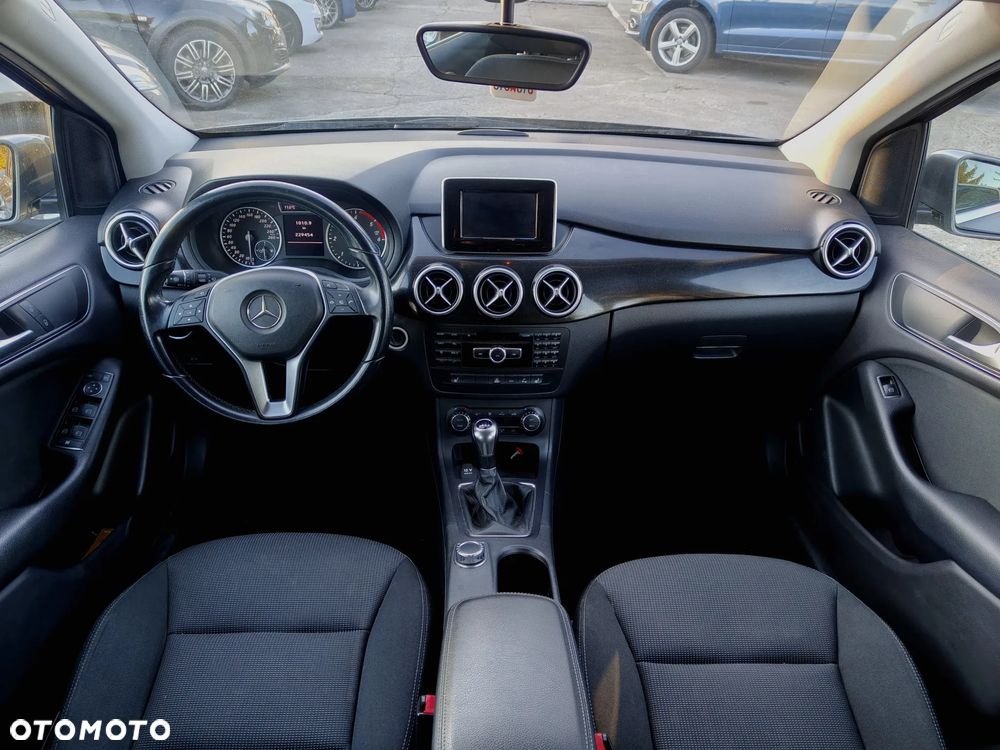 Mercedes-Benz Klasa B 180 CDI (BlueEFFICIENCY) - 12