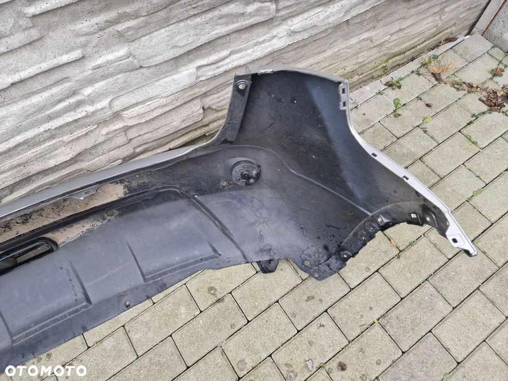 Zderzak Nissan Qashqai I tyl 2007 - - 11