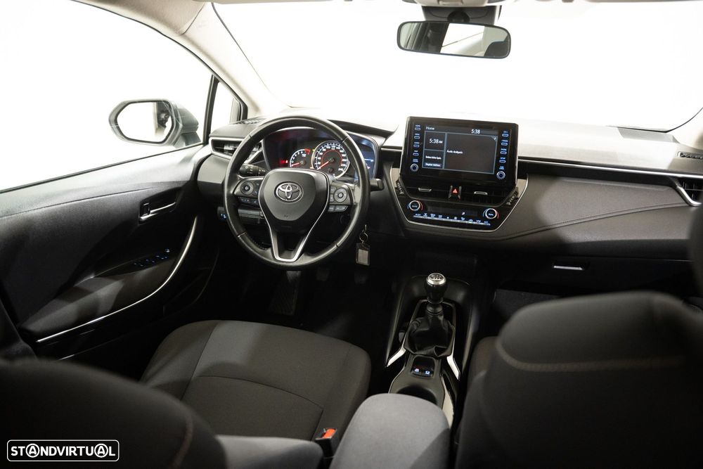 Toyota Corolla - 10