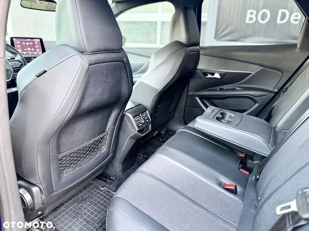 Peugeot 3008 1.6 PureTech GPF GT Line S&S EAT8 - 33