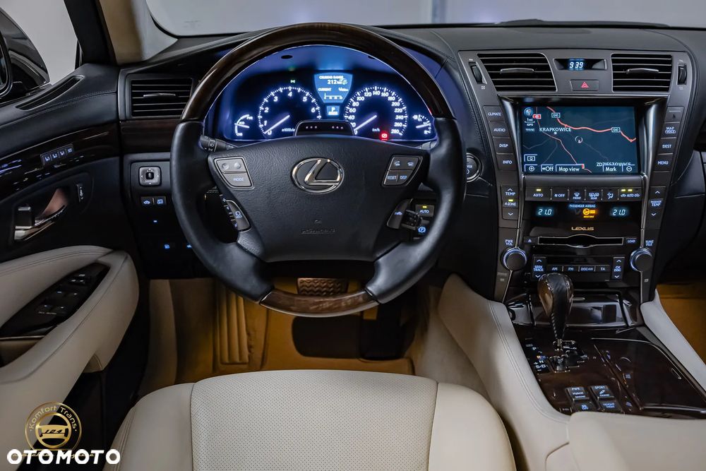 Lexus LS - 20