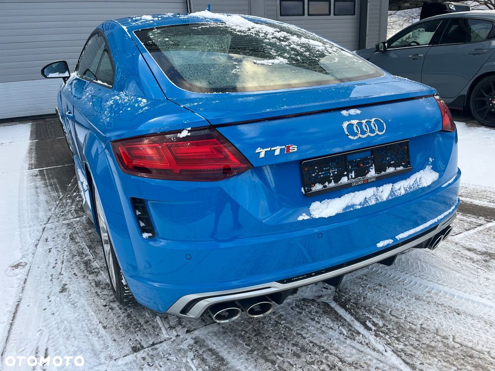 Audi TT S Coupé - 4
