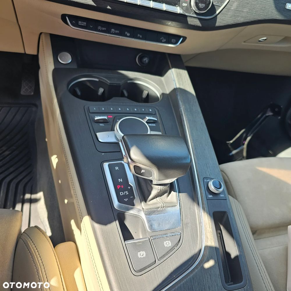 Audi A4 Allroad 3.0 TDI S tronic - 16