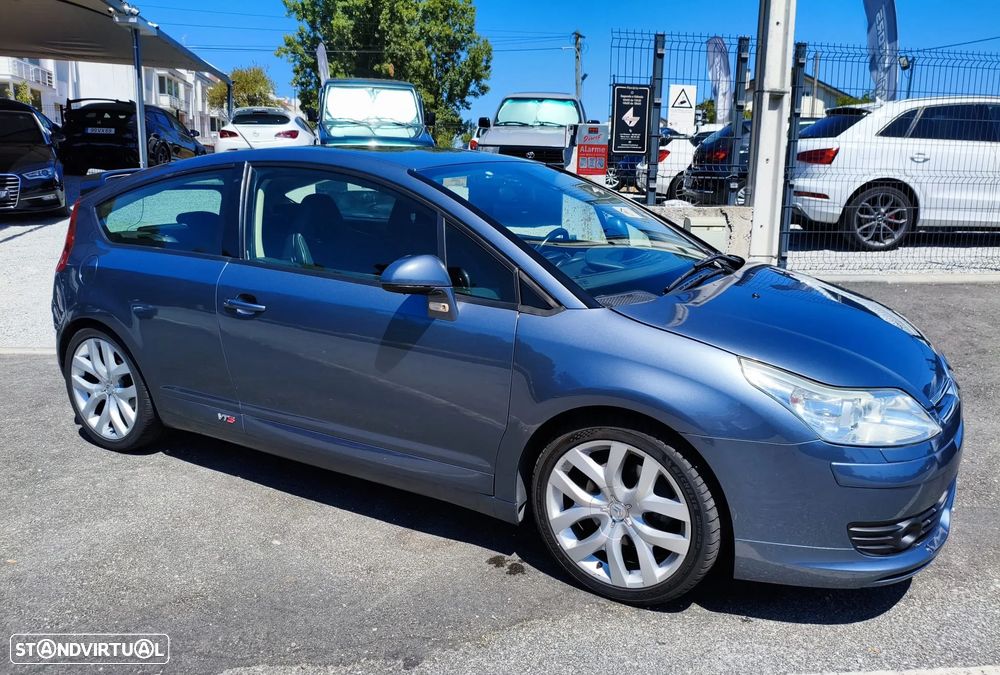 Citroën C4 2.0 16V VTS - 1