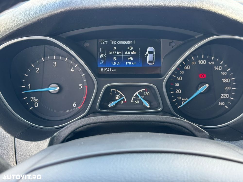 Ford Focus 1.5 EcoBlue Start-Stopp-System COOL&CONNECT - 13