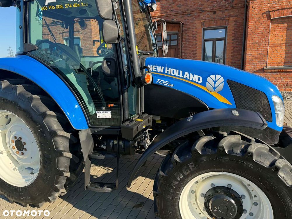New Holland TD5.85 - 4