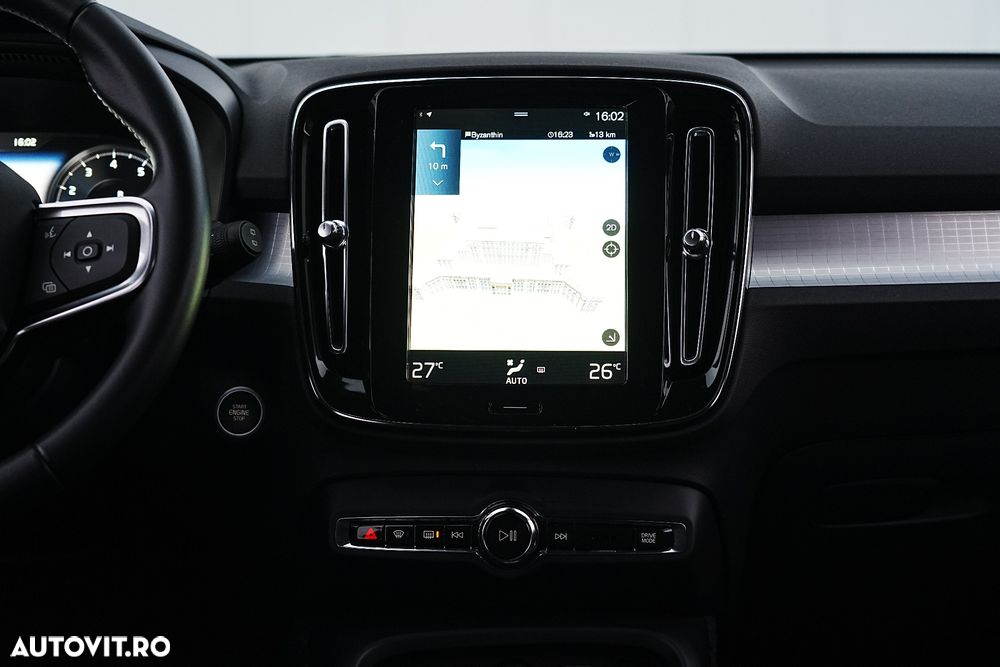 Volvo XC 40 T2 Plus Bright - 17