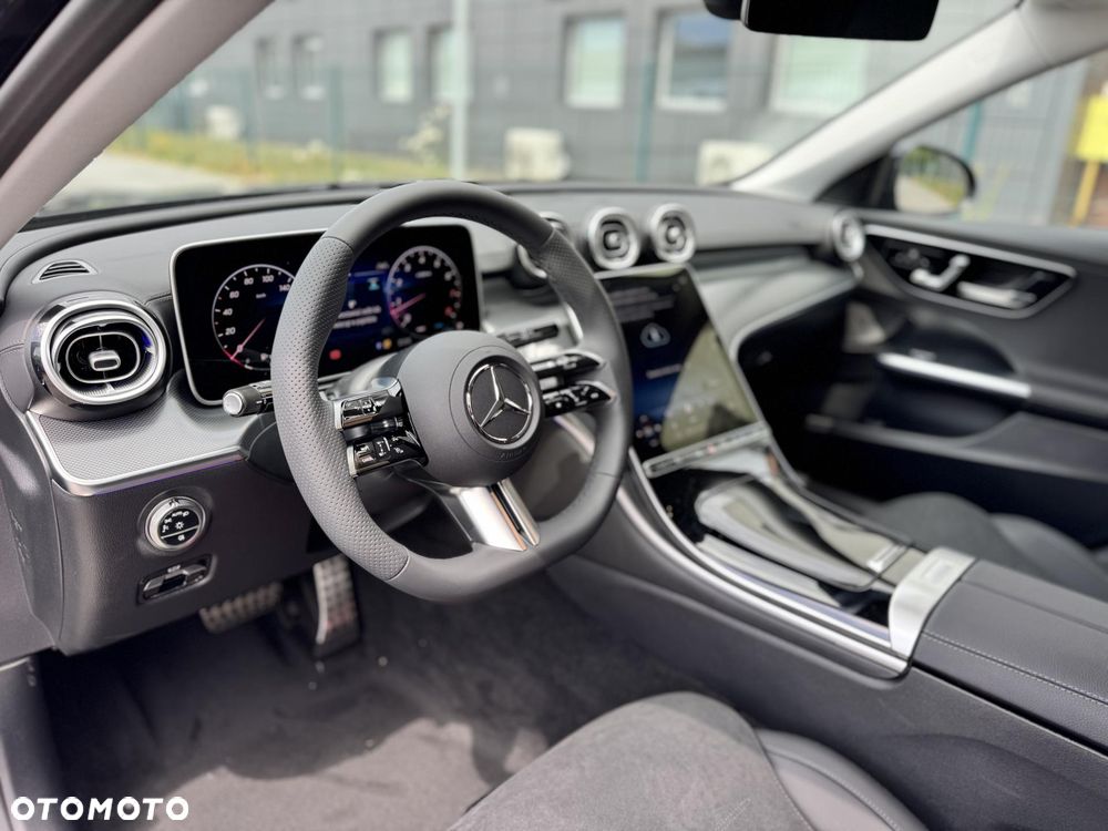 Mercedes-Benz Klasa C 200 mHEV 4-Matic AMG - 11