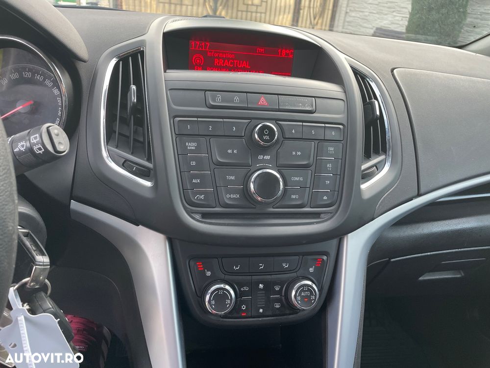 Opel Zafira - 23