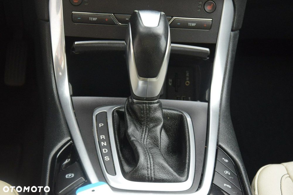 Ford S-Max - 39