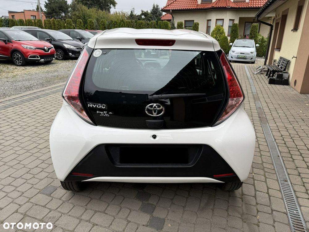 Toyota Aygo 1.0 VVT-i Sprint EU6 - 8