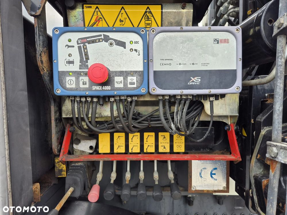 Mercedes-Benz ACTROS 3241 / HDS HIAB / RETARDER / 8x4/4 - 22