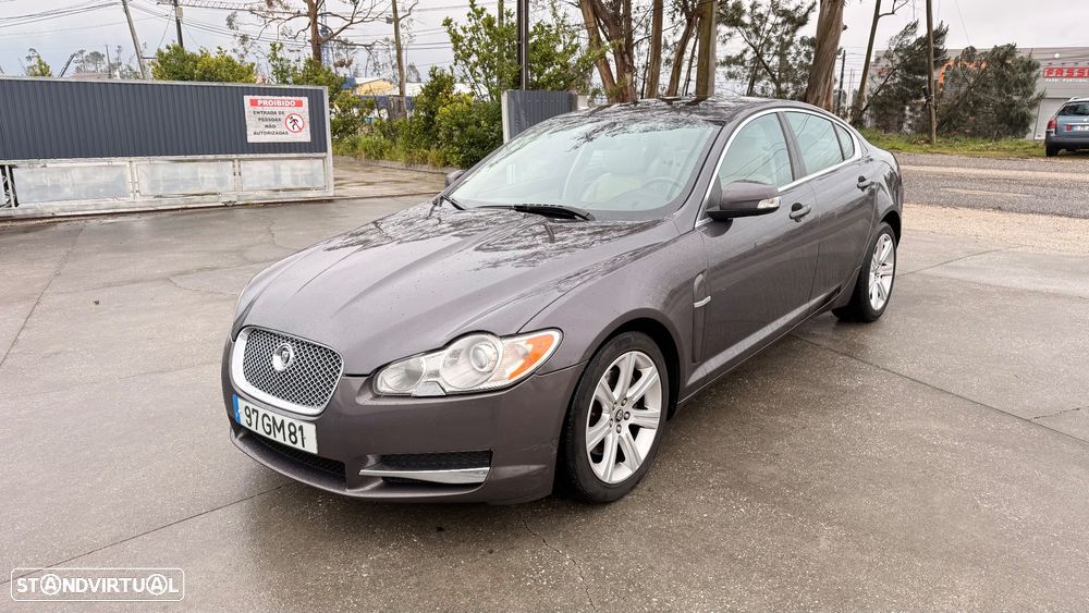 Jaguar XF 2.7 D V6 Premium Luxury - 1