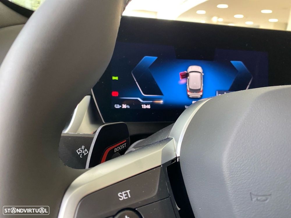 BMW iX1 xDrive30 Pack Desportivo M - 9