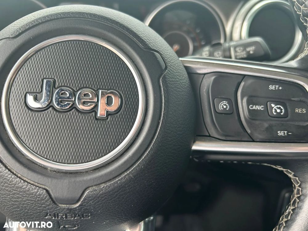 Jeep Wrangler Unlimited 2.2 CRD AT8 Sahara - 11