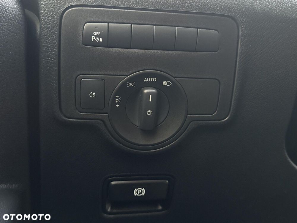 Mercedes-Benz Vito - 25