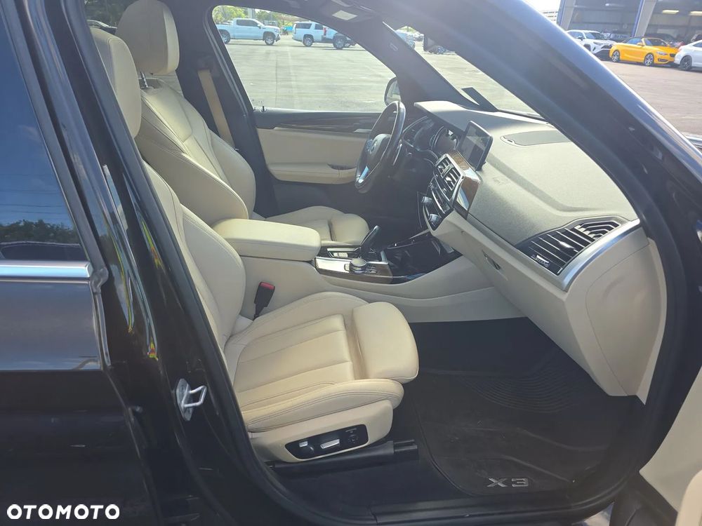 BMW X3 - 10