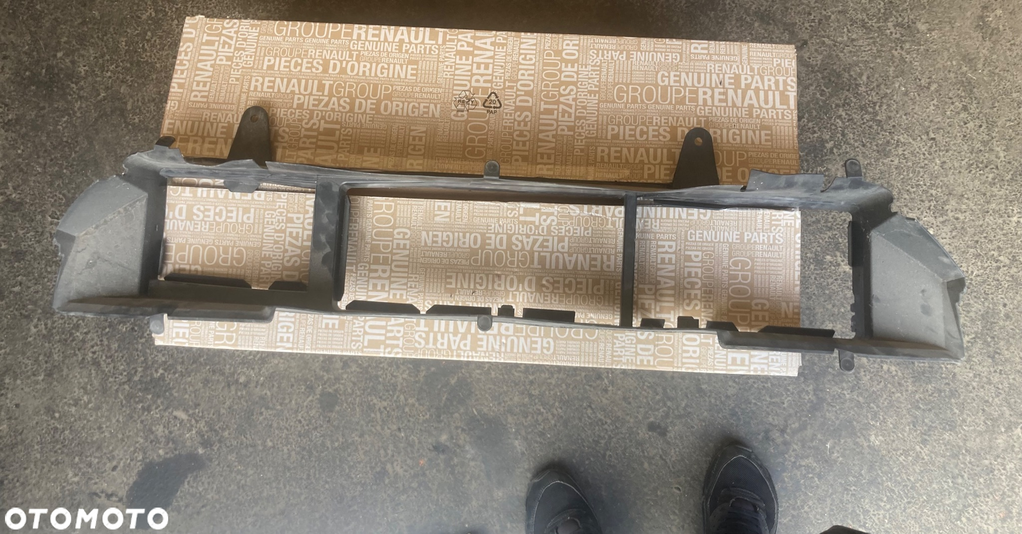 RENAULT Megane 4 IV KIEROWNICA POWIETRZA WLOT KRATKA 626536709R - 2