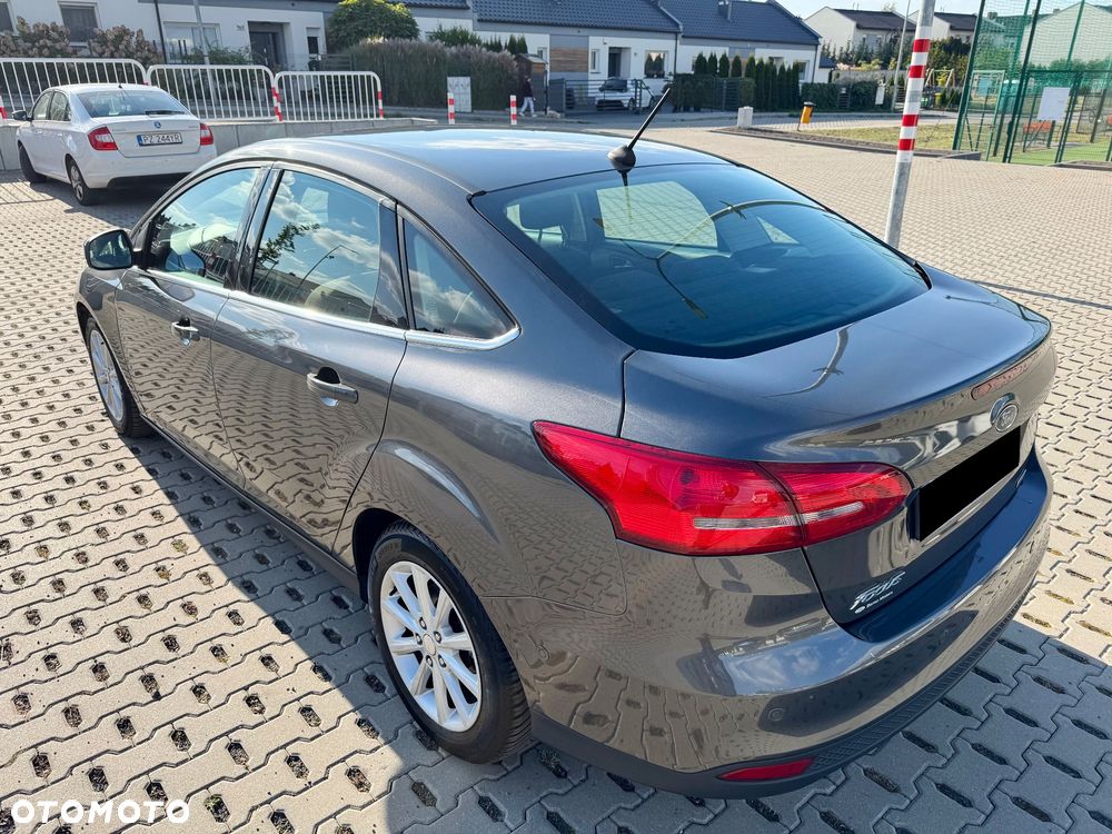 Ford Focus 1.5 EcoBoost Titanium ASS - 8