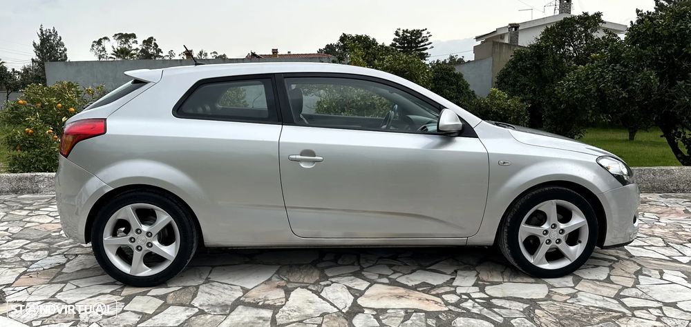 Kia Ceed S Coupé 1.6 CRDi TX - 10