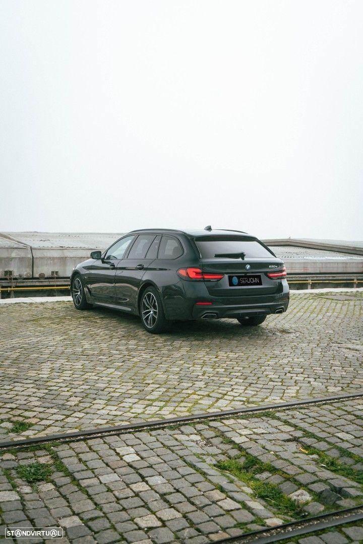 BMW 530 e Pack Desportivo M - 19