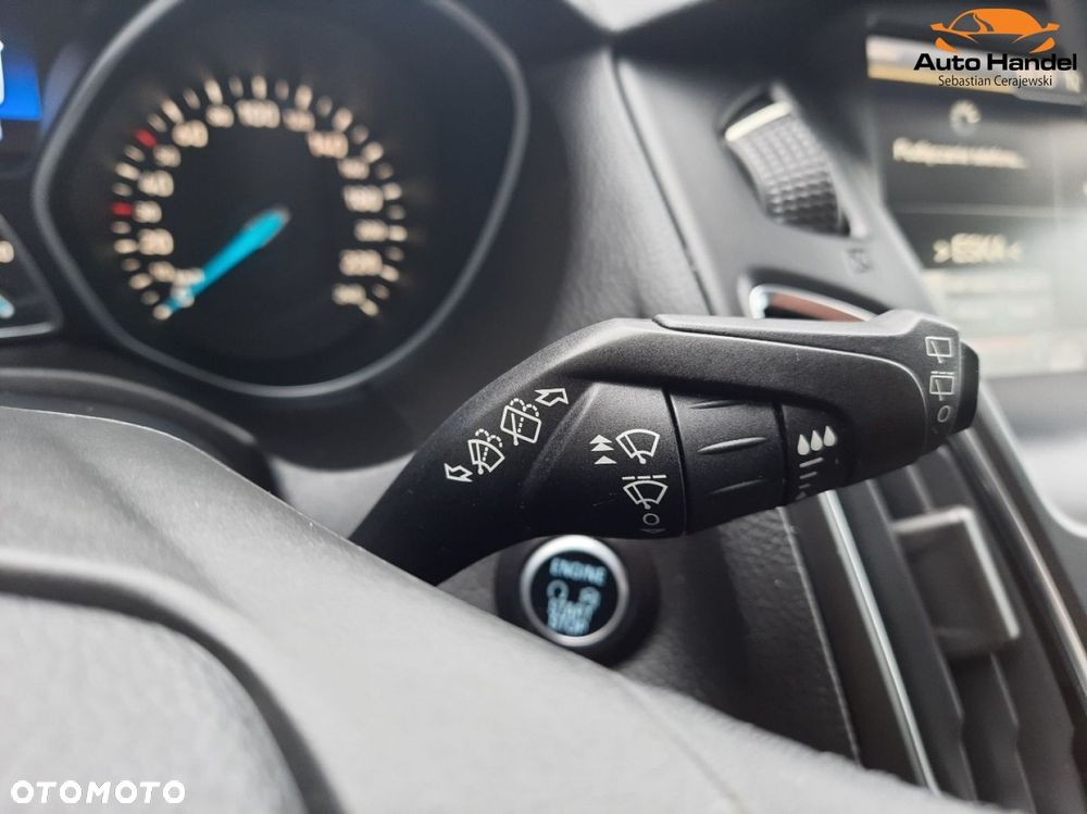 Ford Focus 1.5 EcoBlue Start-Stopp-System TITANIUM - 27
