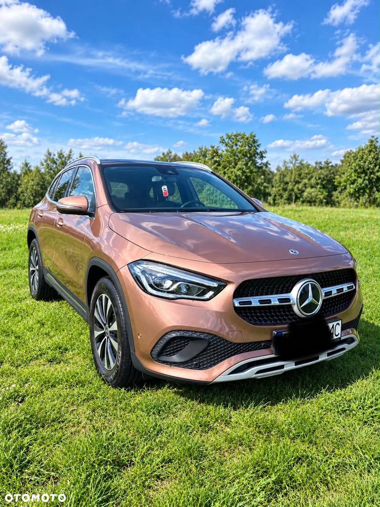 Mercedes-Benz GLA 180 Business Edition - 1