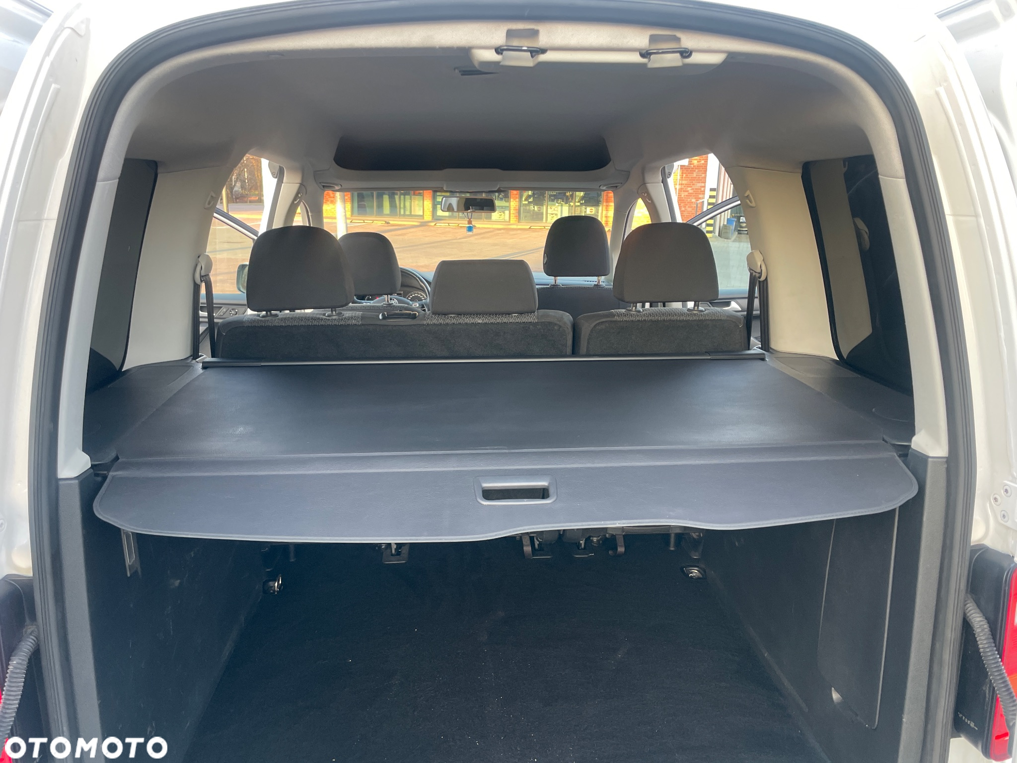 Volkswagen Caddy 2.0 TDI (5-Si.) Trendline Blue Motion - 32