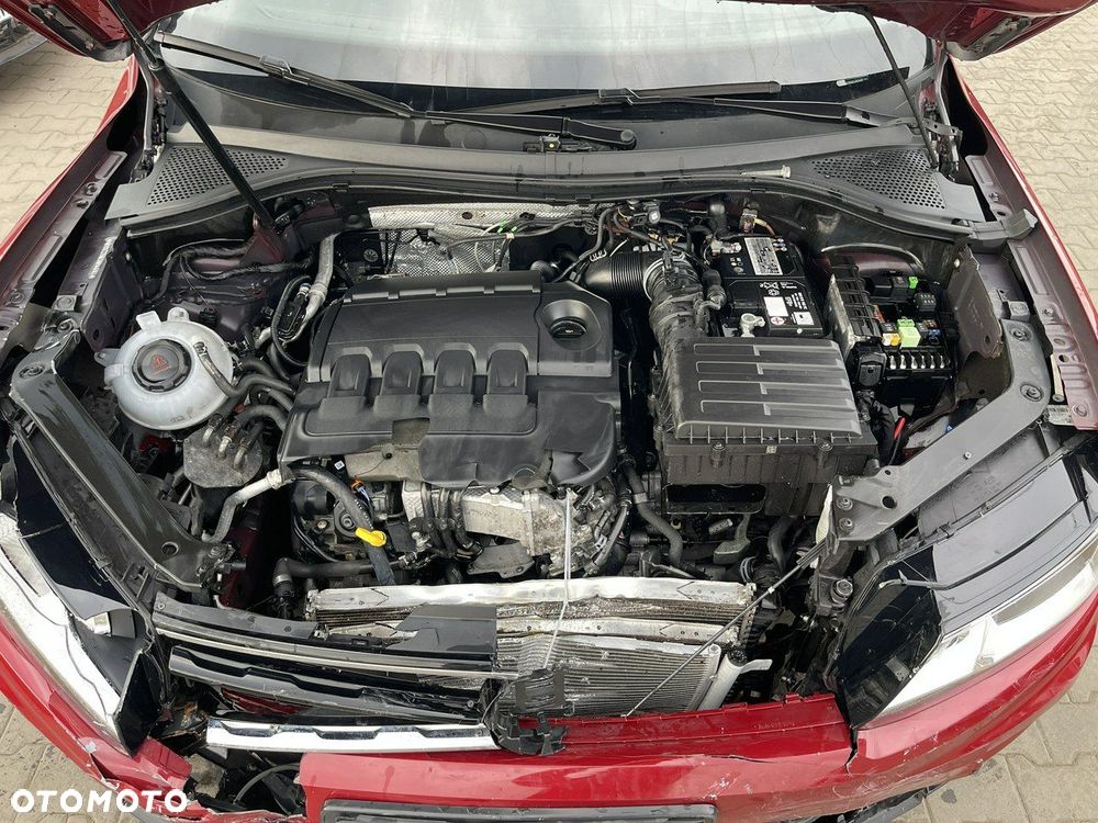 Volkswagen Tiguan - 12