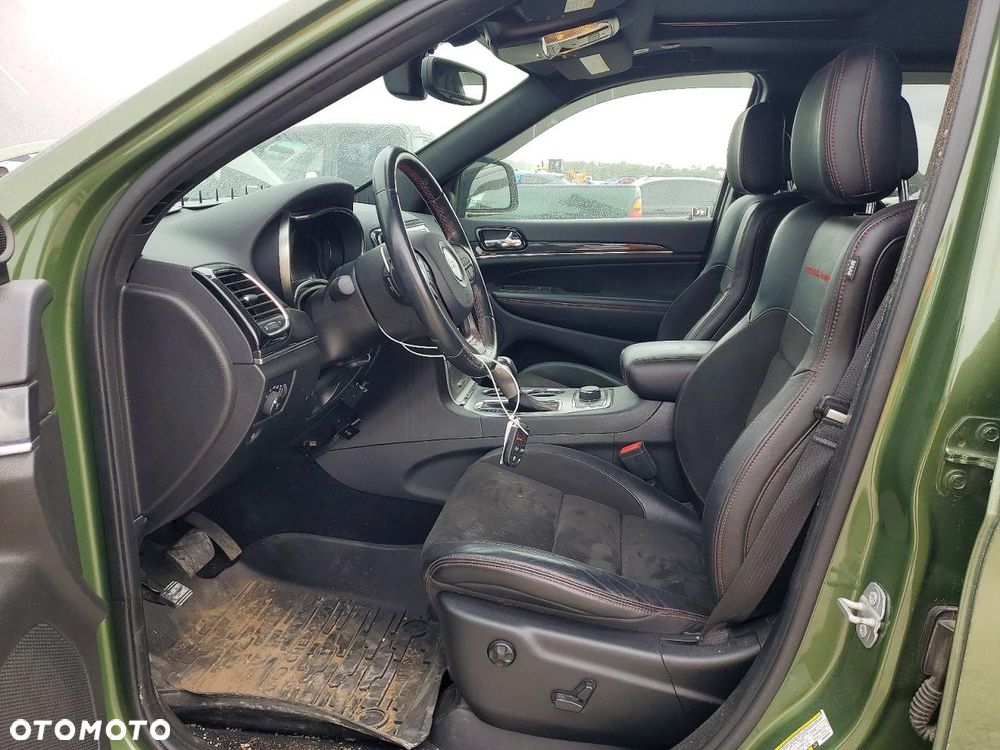 Jeep Grand Cherokee - 6