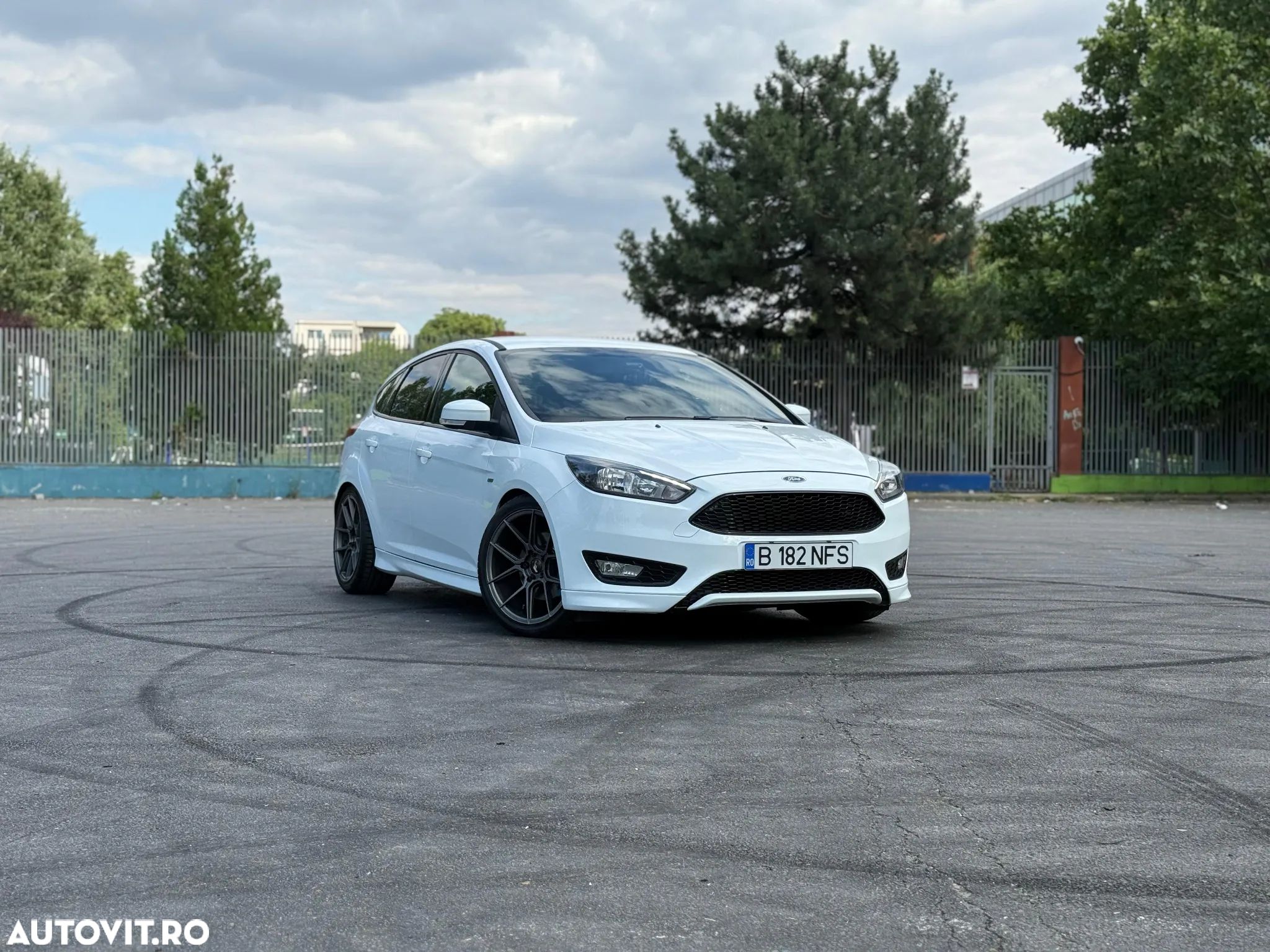 Ford Focus 1.5 Ecoboost ST-Line - 1