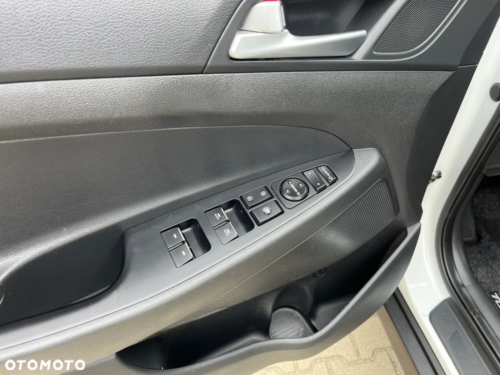 Hyundai Tucson 1.6 Turbo 2WD Style - 25