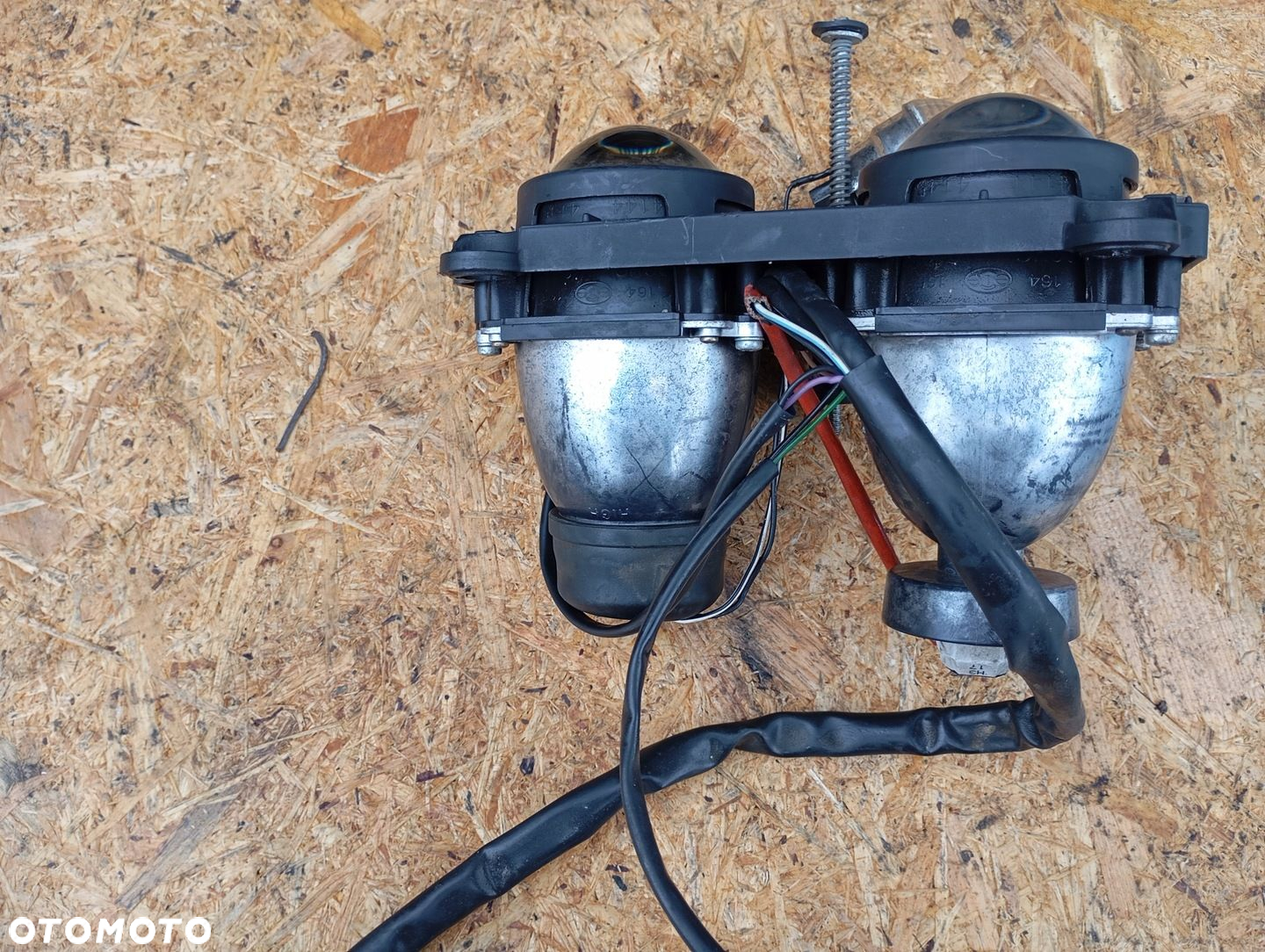 MALAGUTI PHANTOM 250 LAMPA PRZOD REFLEKTOR - 4
