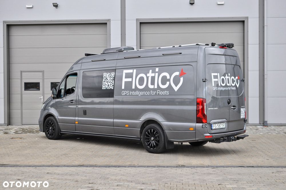 Mercedes-Benz Sprinter 319 Kamper - 9