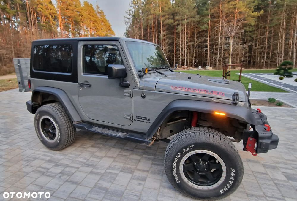 Jeep Wrangler - 7