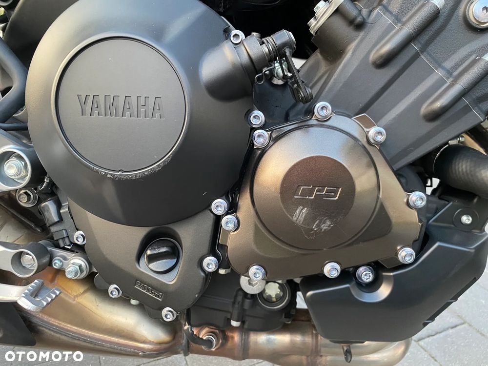 Yamaha MT - 16