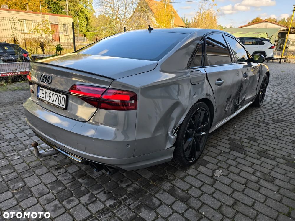 Audi S8 Plus 4.0 TFSI Quattro - 5