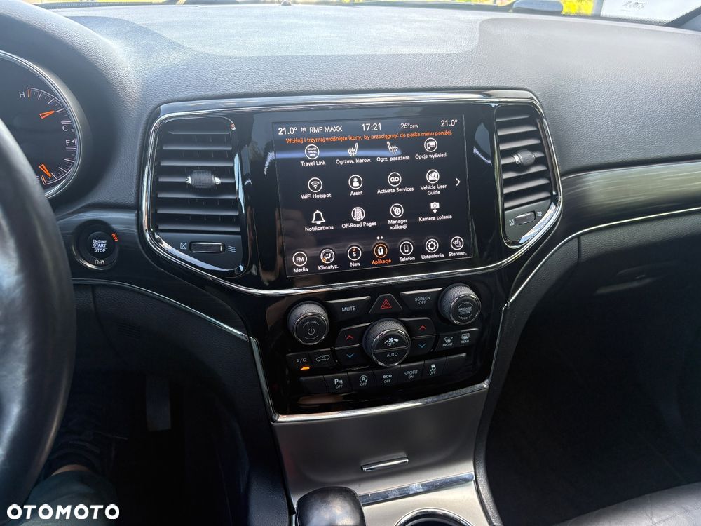 Jeep Grand Cherokee - 14