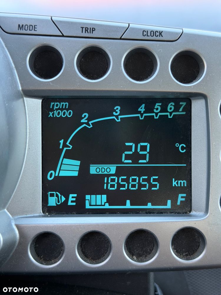 Chevrolet Spark 1.0 LS+ - 8