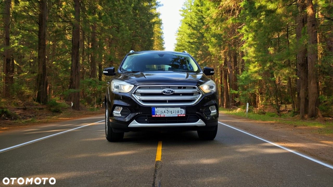 Ford Kuga - 1