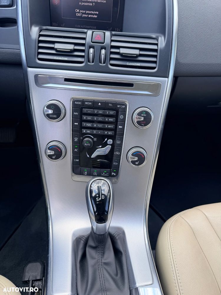 Volvo XC 60 D4 Geartronic RDesign - 19